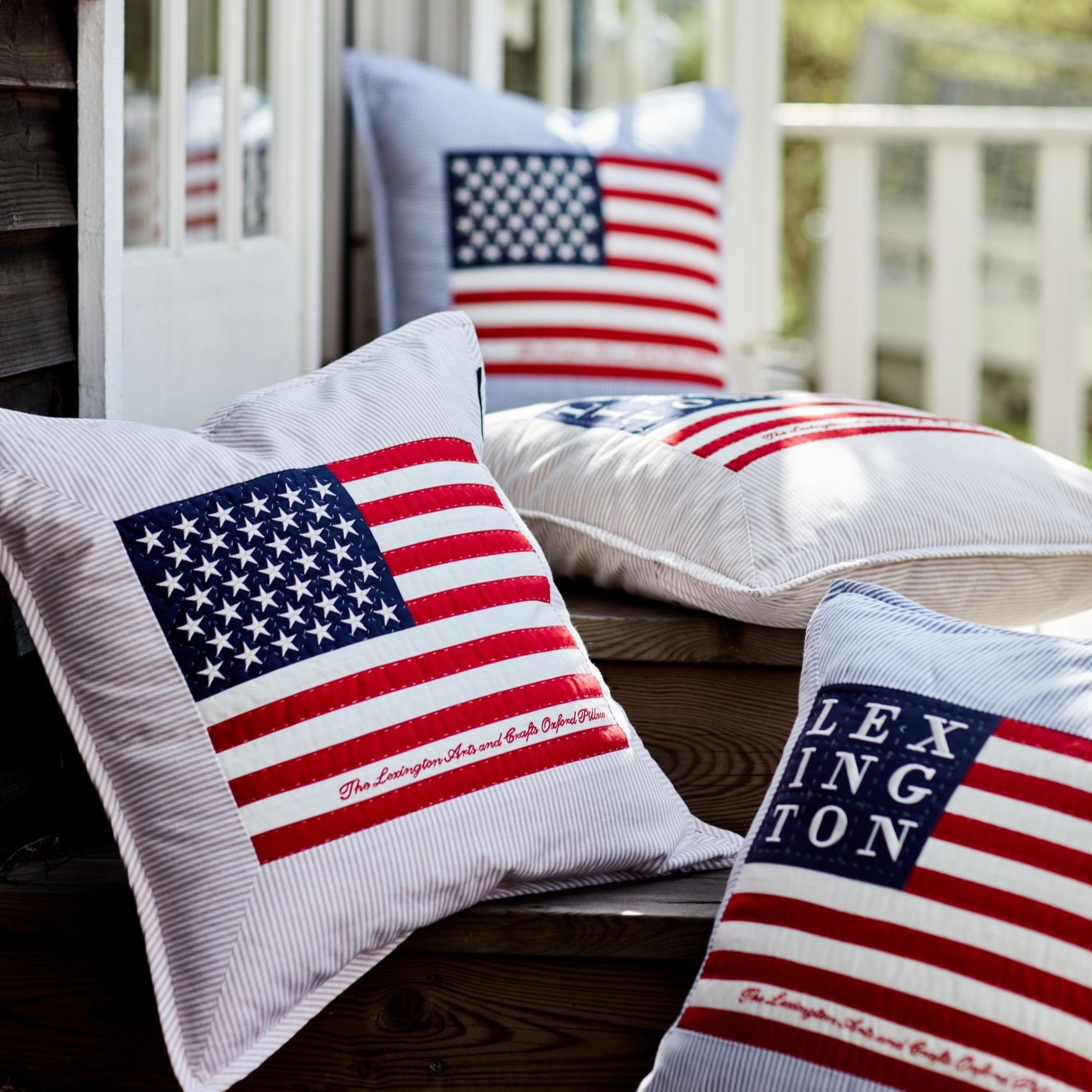 LEXINGTON COMPANY - "Flag Arts & Crafts" Dekokissen